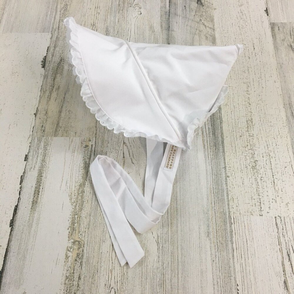 The Beaufort Bonnet Company White Baby Bonnet with Scalloped Trim